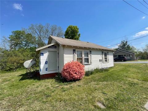 200 Maple Ave, Thomasville, NC 27360 photo 39