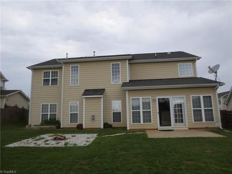3608 Cottesmore Dr, High Point, NC 27265 photo 3