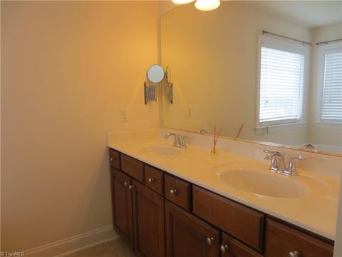 3608 Cottesmore Dr, High Point, NC 27265 photo 18