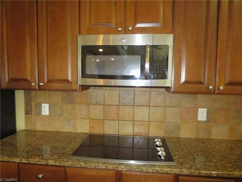 3608 Cottesmore Dr, High Point, NC 27265 photo 14