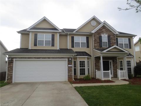 3608 Cottesmore Dr, High Point, NC 27265 photo 1