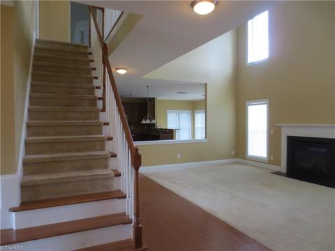 3608 Cottesmore Dr, High Point, NC 27265 photo 12