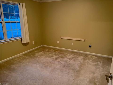 3463 Limestone Ct, High Point, NC 27265 photo 6