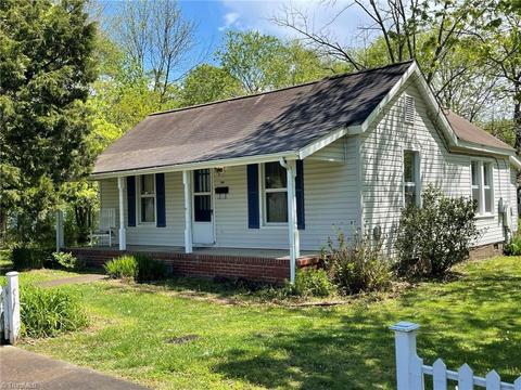 207 S 5th Ave, Mayodan, NC 27027 photo 5