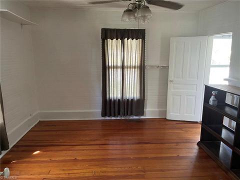 207 S 5th Ave, Mayodan, NC 27027 photo 10