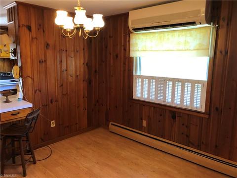 107 Cooper St, Dobson, NC 27017 photo 5