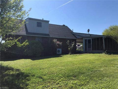 107 Cooper St, Dobson, NC 27017 photo 29