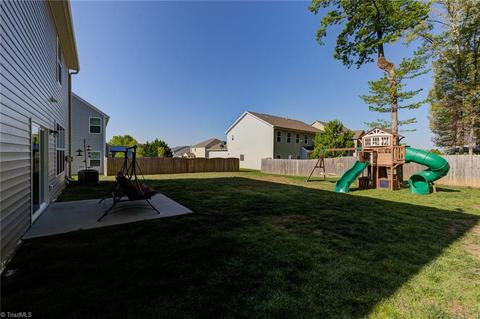 2400 Bearded Iris Ln, High Point, NC 27265 photo 33