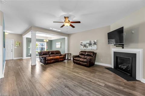 2400 Bearded Iris Ln, High Point, NC 27265 photo 11