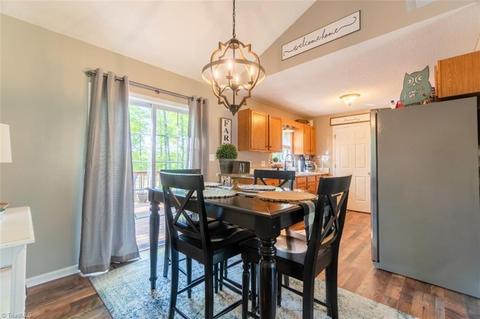 1104 E Meadow Rd, Eden, NC 27288 photo 7