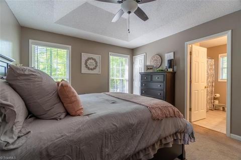 1104 E Meadow Rd, Eden, NC 27288 photo 13