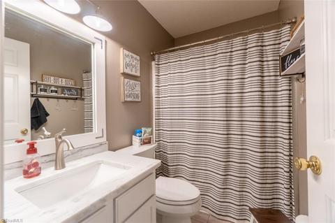 1104 E Meadow Rd, Eden, NC 27288 photo 15