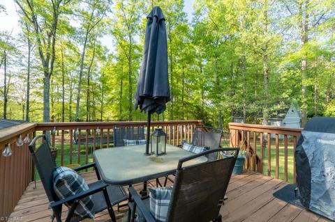 1104 E Meadow Rd, Eden, NC 27288 photo 21