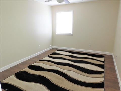 1406 Grantham Dr, High Point, NC 27265 photo 28