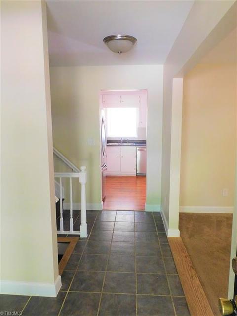 1406 Grantham Dr, High Point, NC 27265 photo 18