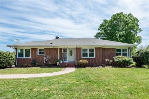 423 S Main St, Dobson, NC 27017 photo 1