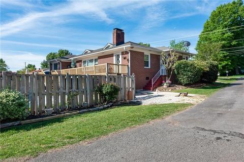 423 S Main St, Dobson, NC 27017 photo 28