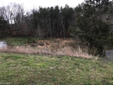 4719 Meadowbrook Dr, Trinity, NC 27370 photo 8