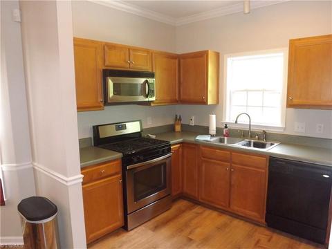 3800 Eagles View Ct, High Point, NC 27265 photo 14