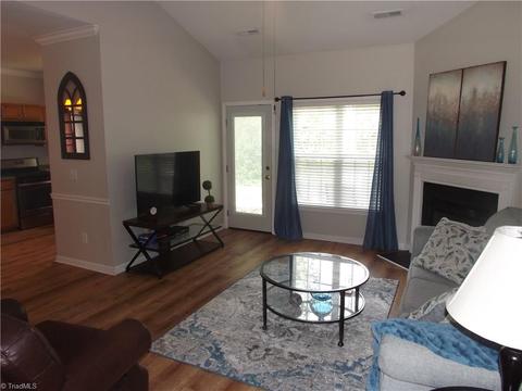3800 Eagles View Ct, High Point, NC 27265 photo 8