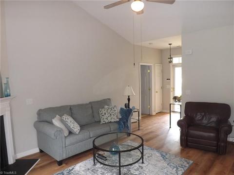 3800 Eagles View Ct, High Point, NC 27265 photo 10