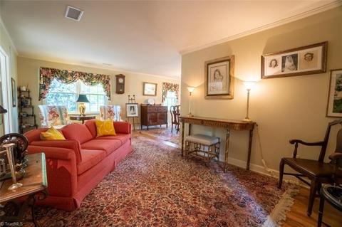 542 E Stadium Dr, Eden, NC 27288 photo 4