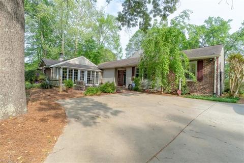 542 E Stadium Dr, Eden, NC 27288 photo 2