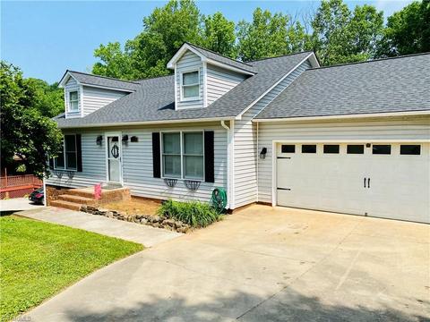 108 Treetop Ct, Trinity, NC 27370 photo 4