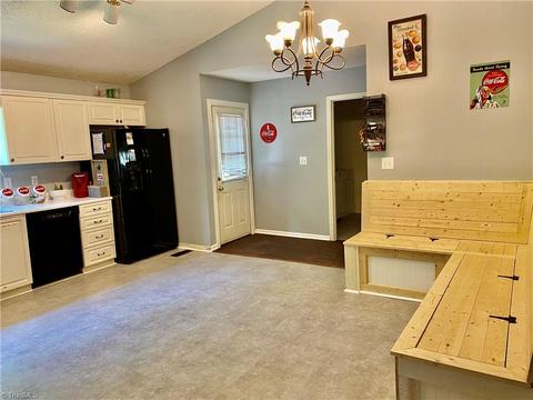 108 Treetop Ct, Trinity, NC 27370 photo 10