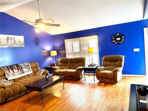 108 Treetop Ct, Trinity, NC 27370 photo 5