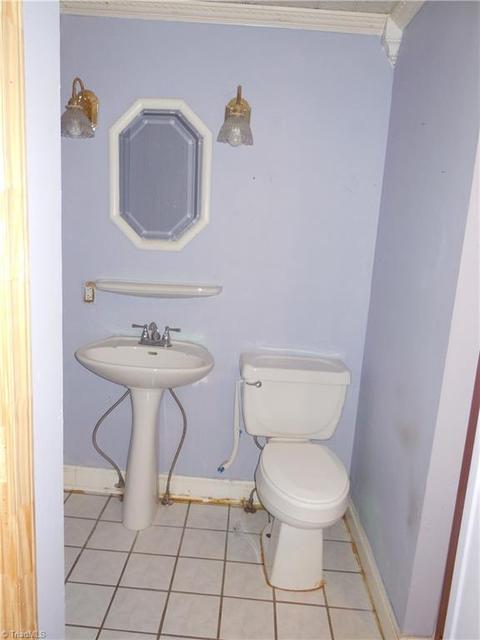 405 Summit Rd, High Point, NC 27265 photo 11