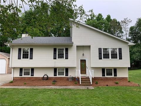 126 E Stadium Dr, Eden, NC 27288 photo 1
