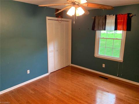 126 E Stadium Dr, Eden, NC 27288 photo 11
