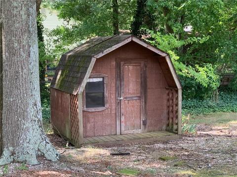 126 E Stadium Dr, Eden, NC 27288 photo 21