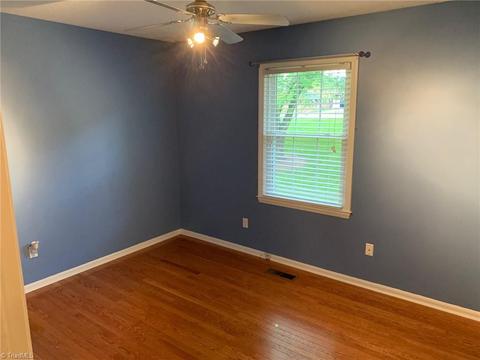 126 E Stadium Dr, Eden, NC 27288 photo 10