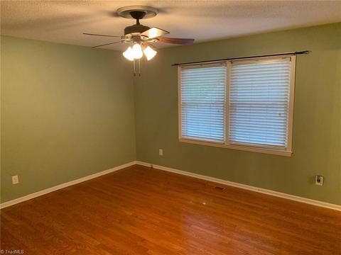 126 E Stadium Dr, Eden, NC 27288 photo 7