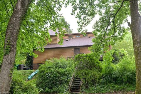 2155 Rivermeade Dr, High Point, NC 27265 photo 3