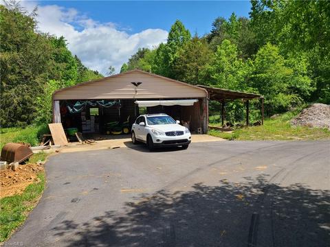 2936 Perch Rd, Pinnacle, NC 27043 photo 25