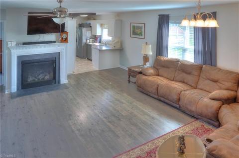 4834 Tony Dr, Trinity, NC 27370 photo 5
