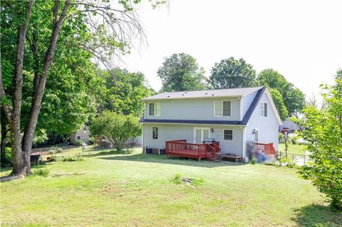 3667 Circle Ct, Trinity, NC 27370 photo 3