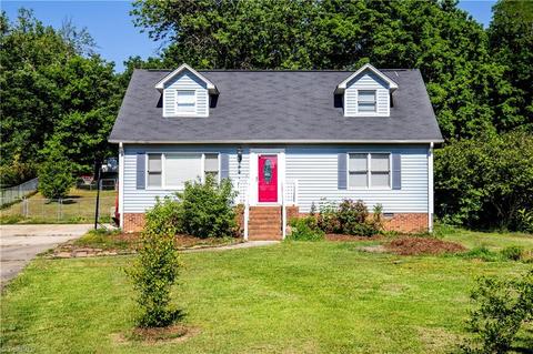 3667 Circle Ct, Trinity, NC 27370 photo 1