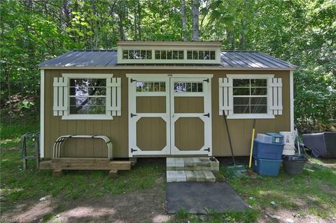 10086 Traphill Rd, Traphill, NC 28685 photo 44