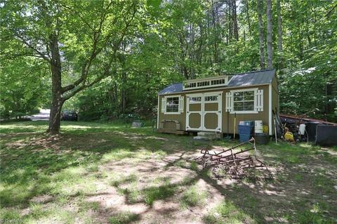 10086 Traphill Rd, Traphill, NC 28685 photo 43