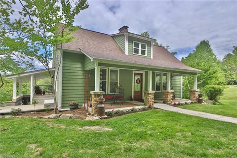 10086 Traphill Rd, Traphill, NC 28685 photo 1