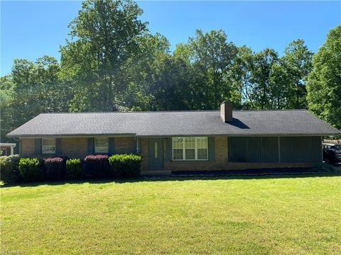 109 Elaine St, Trinity, NC 27370 photo 1