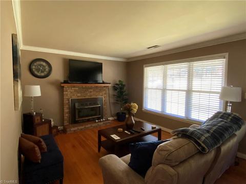 109 Elaine St, Trinity, NC 27370 photo 2