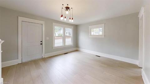 1602 Green Dr, High Point, NC 27260 photo 33