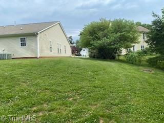 128 Dover Dr, King, NC 27021 photo 7