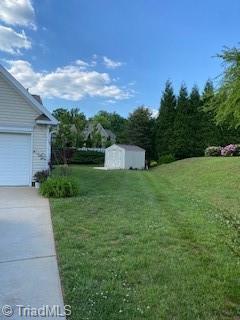 128 Dover Dr, King, NC 27021 photo 2
