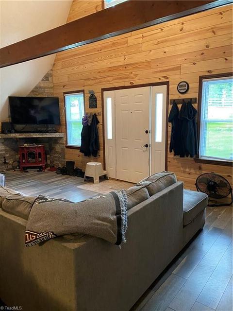 162 Trinity Dr, King, NC 27021 photo 7